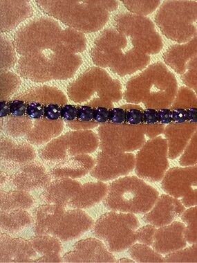 Amethyst Crystal Tennis Bracelet - Elegant Purple Sparkle